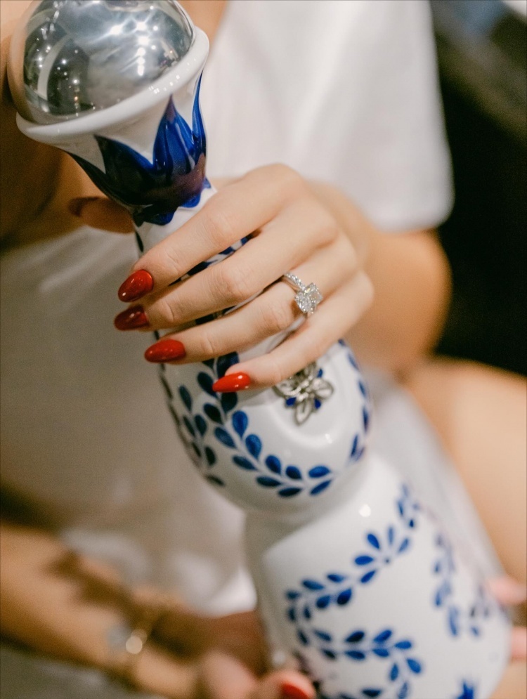 lKAi, src, pfiJS lKAi, src, pfiJS