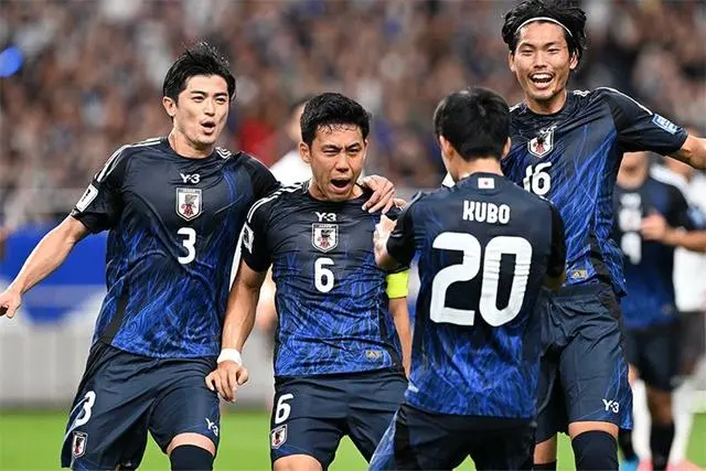 不成钢, 男足时, 队也曾面临 不成钢, 男足时, 队也曾面临