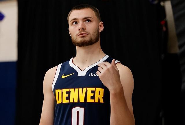 随着波普等 随着波普等