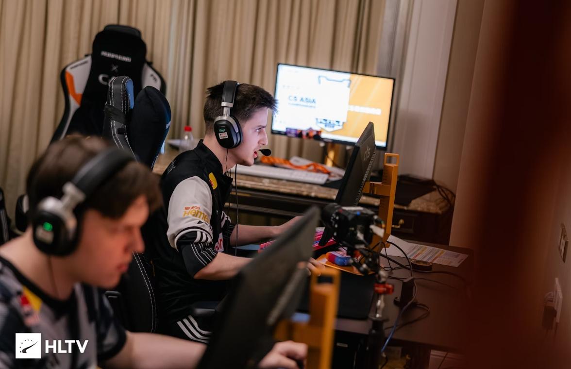 下一个半起, stron 下一个半起, stron